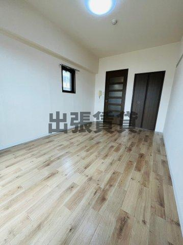 仲介手数料0円！！グランメール城西の居間・リビング