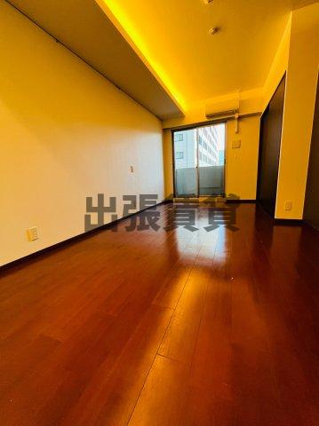 仲介手数料0円！！ロイジェント栄の居間・リビング