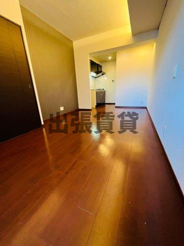 仲介手数料0円！！ロイジェント栄の居間・リビング