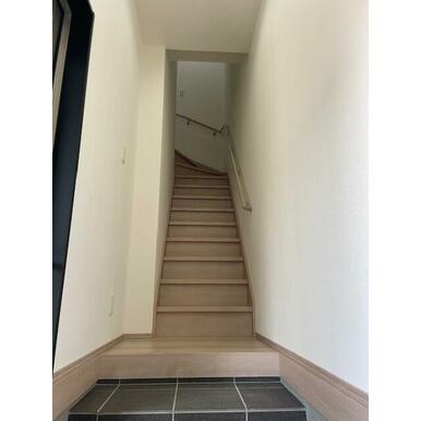 Ｇ．Ｈ．ＳＨＥＬＢＹの玄関