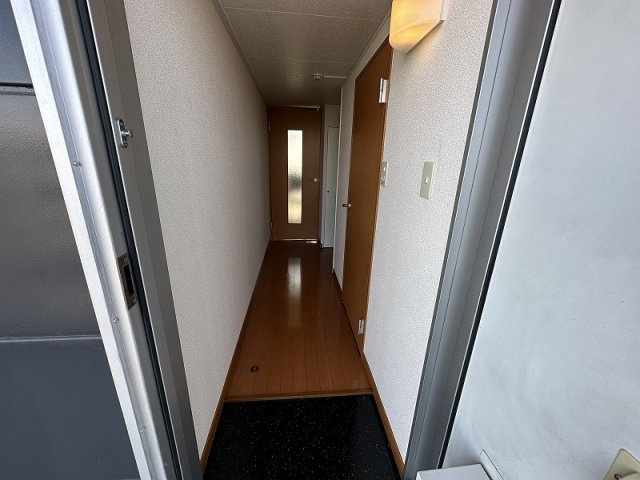 レオパレスソレイユの玄関