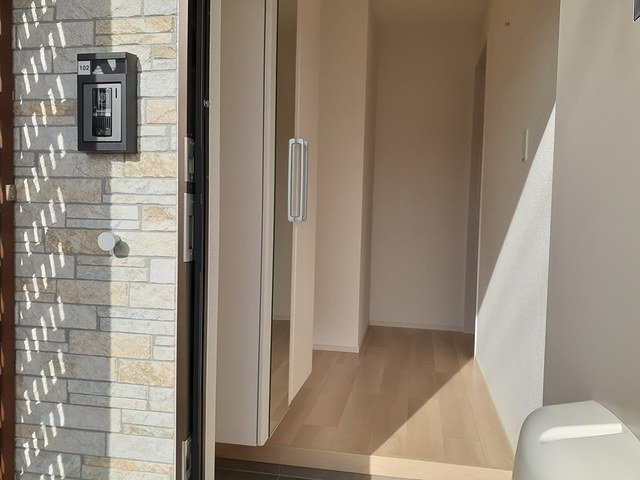 グルックスドルフ　Ⅱの玄関