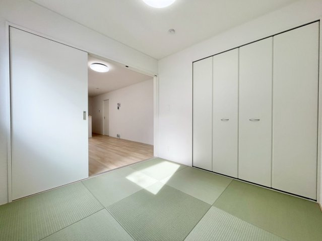 【外観】 | 千代田町赤岩第3　クレイドルガーデン　1号棟 | 地震に強い家「耐震等級3」＆「制振装置」