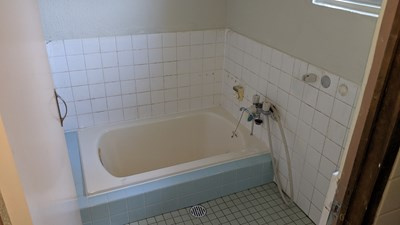 英賀二戸一の浴室