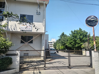 市川市立第五中学校まで600ｍ