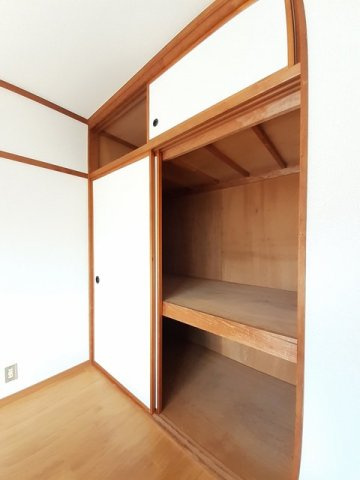 スターハイツＢの収納