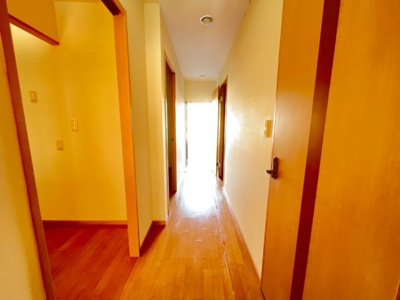 【内装】 | Ensuite Plus（エンスィートプリュー） | 廊下