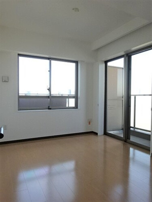 【その他】 | エルザグレース堀江タワー | 洋室約６．６畳　※前回募集時／２０２２年８月の写真