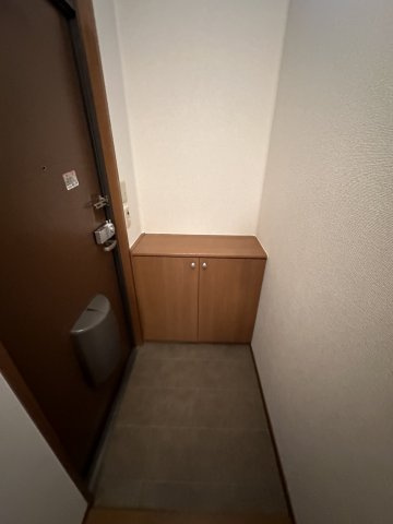 メゾン越戸　Cの玄関