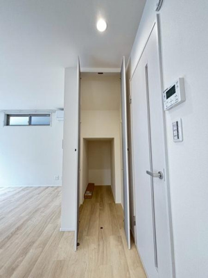 【収納】 | 草加市金明町戸建 A | リビング収納