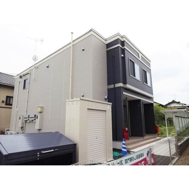 メゾン　ハヤブサ　B