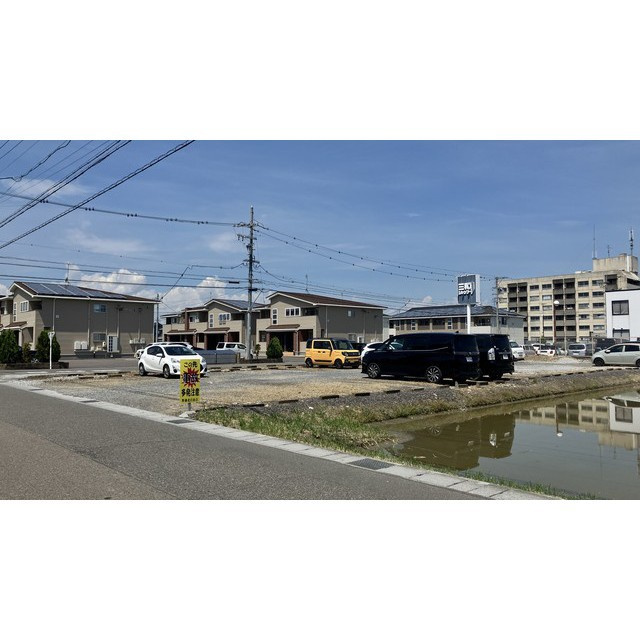 茜部野瀬１丁目駐車場のその他