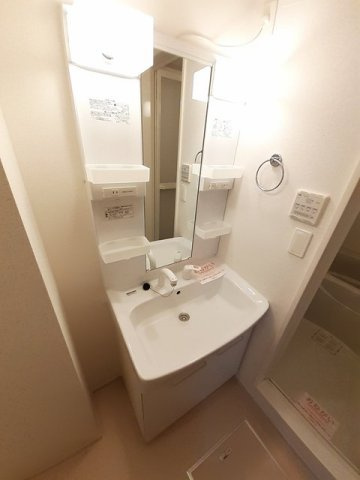 アンソレイエⅡの洗面所