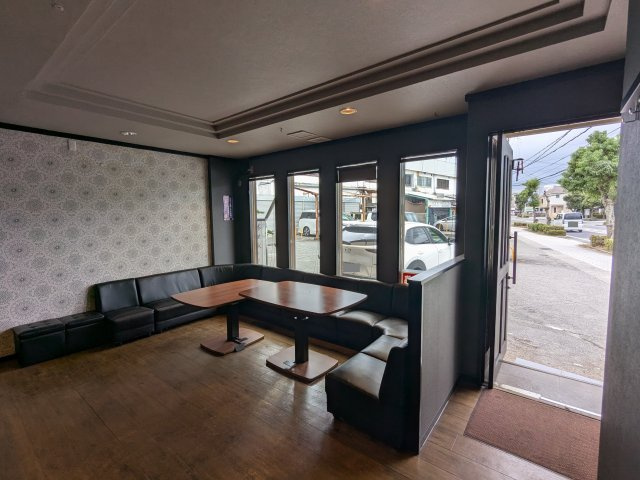 御立店舗の内装