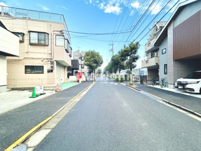 【前面道路含む現地写真】 | 江戸川区南小岩2丁目新築分譲住宅 | 全面道路
