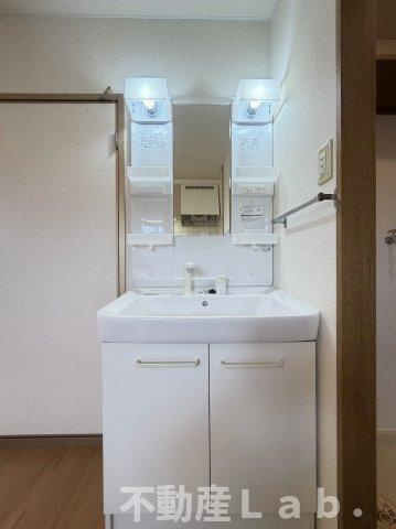 エクセレント１４２の洗面所