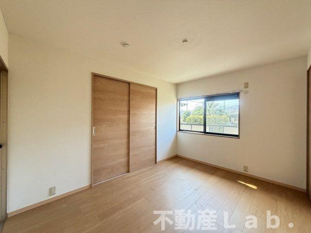 エクセレント１４２の内装