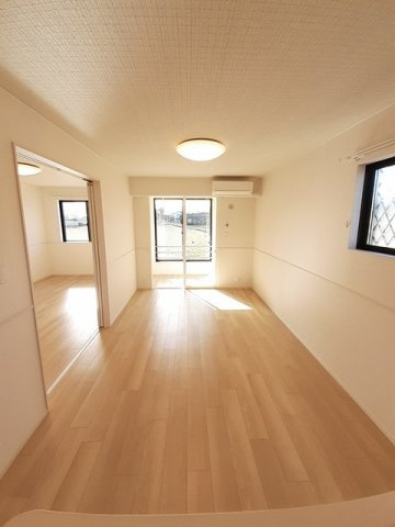 グランパセオの居間・リビング