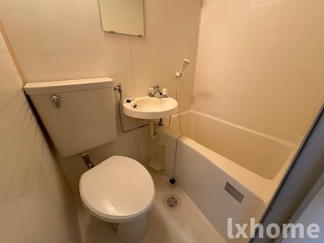 イーストヴィレッジ茨木の浴室