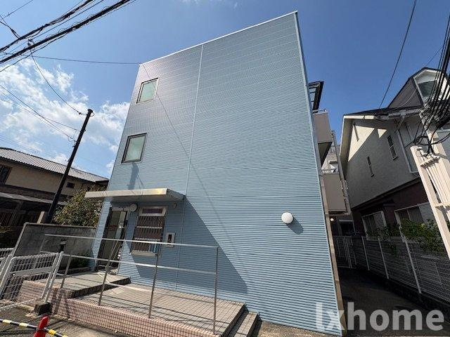 イーストヴィレッジ茨木の外観