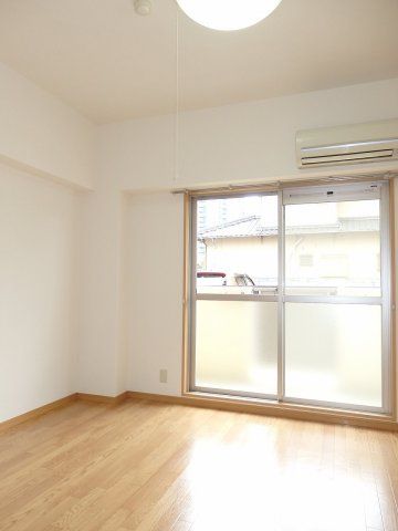 カルフ－ル緑井の内装|きれいな内装です