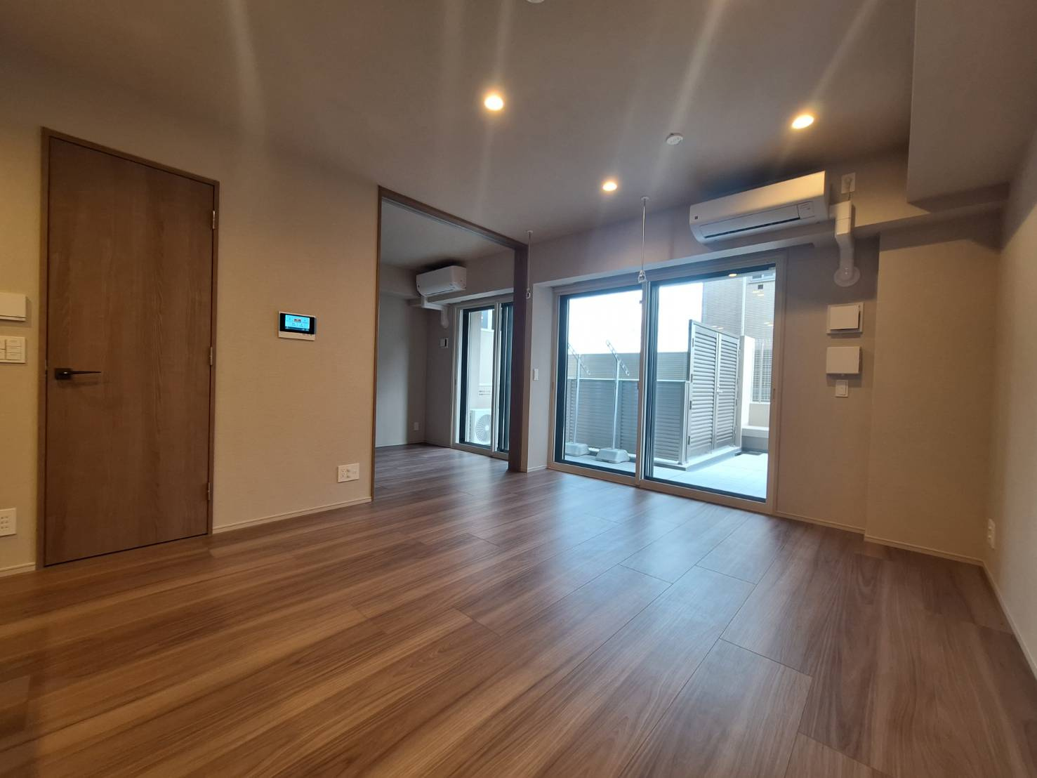 アトラスシティ千歳烏山グランスイート風ノ棟の居間・リビング