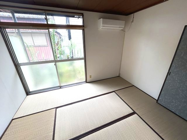 コーポ琥珀の和室|和室がひろがる居住スペース