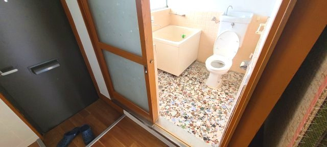 レジデンス浜町のトイレ|コンパクトで使いやすいトイレです