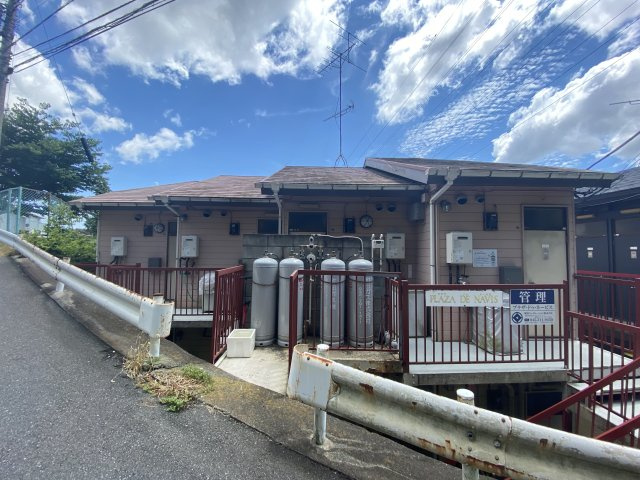 プラザ・ドゥ・ネービス