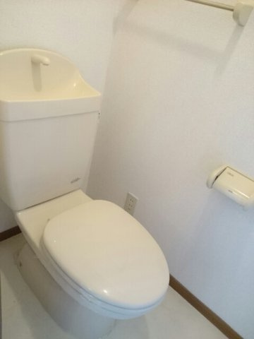 パストラルのトイレ|落ち着いたトイレです