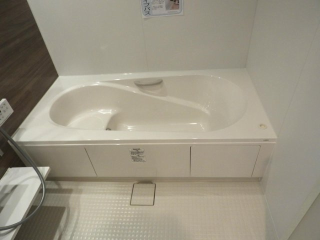 メゾンドフルールの浴室