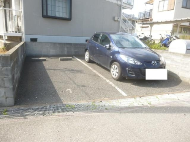 ポルクⅤの駐車場