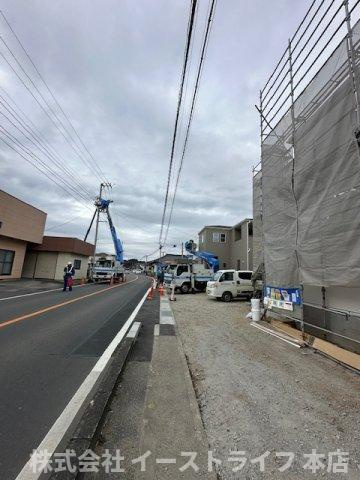 【新築戸建】　いわき市平中平窪2期　全3棟　長期優良住宅　最終1棟！の前面道路含む現地写真|西側接道です
