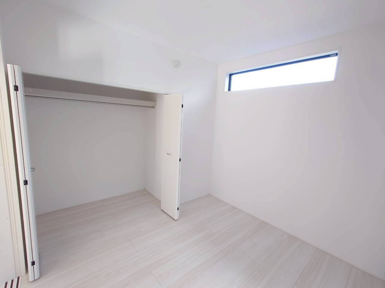 ★★与那原町与那原（限定１棟）の洋室