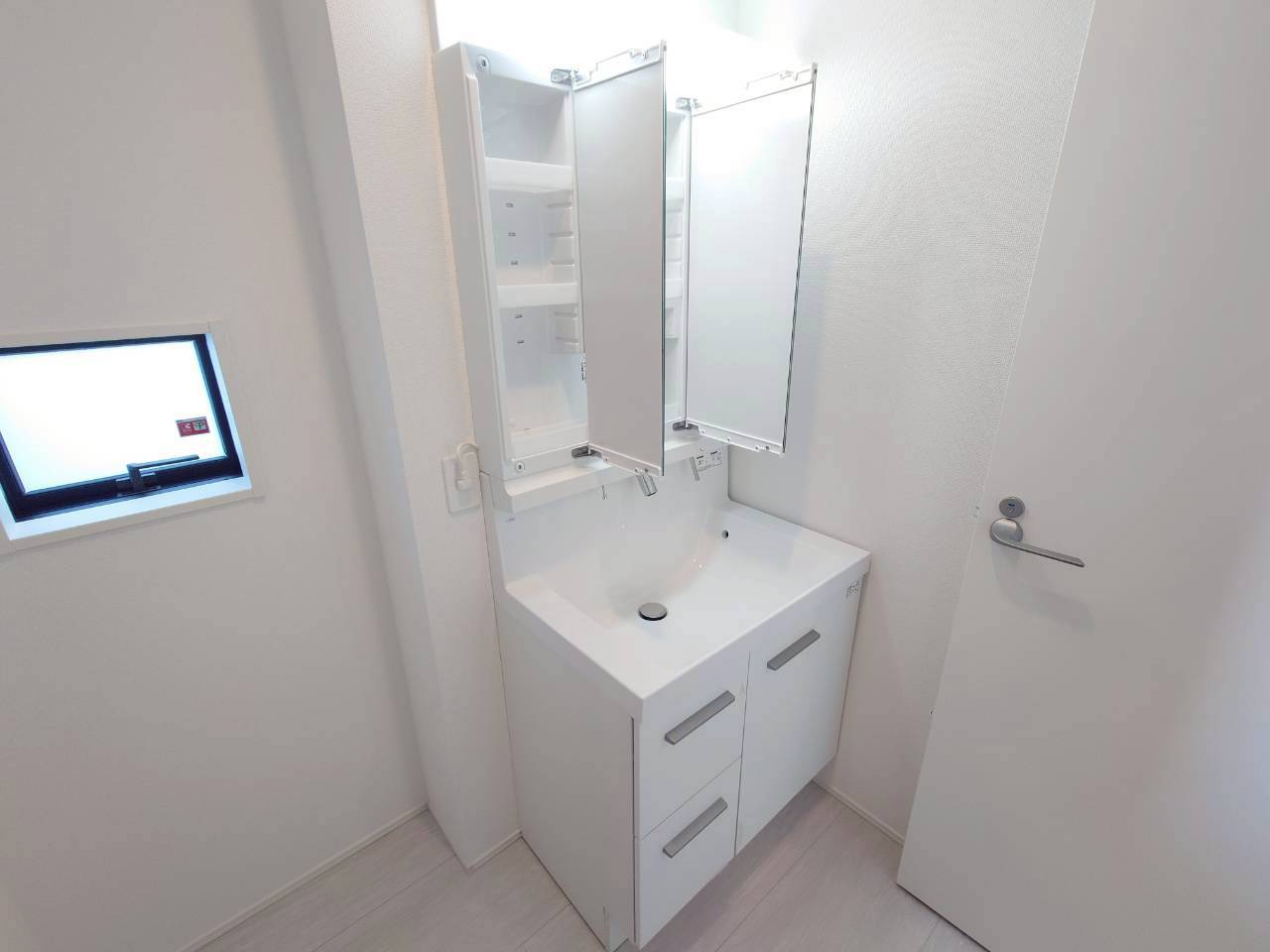 ★★与那原町与那原（限定１棟）の独立洗面台