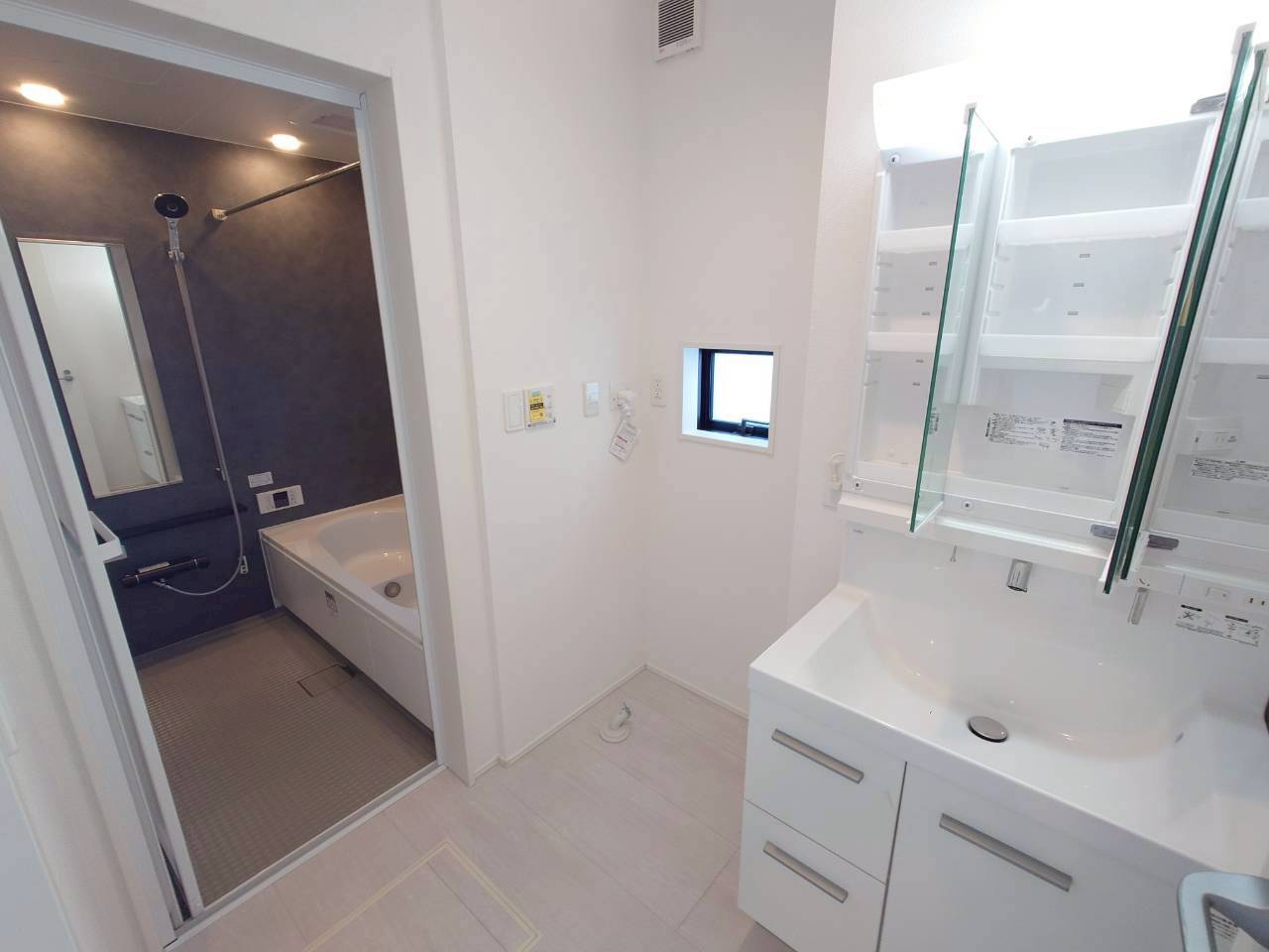 ★★与那原町与那原（限定１棟）の独立洗面台