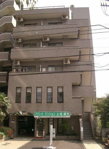 エスペランス藤沢のエントランス