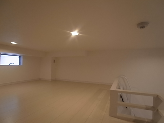 神戸市兵庫区東山町４丁目のアパート