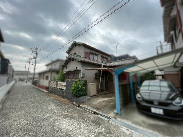 和歌山市向　中古戸建の前面道路含む現地写真