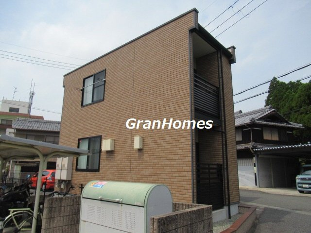 レオネクストフラワー三木Ⅲの外観