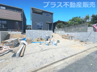 【外観】 | 現地写真。同じ物件を見るなら、プラス不動産販売にお任せ下さい。