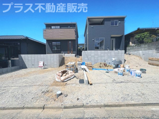 【外観】 | 現地写真。プラス不動産販売なら、現場の全ての棟をまとめてご見学頂けます。
