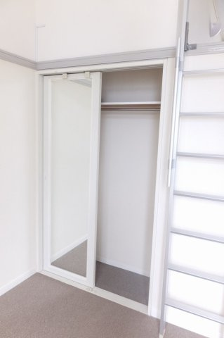 明石市二見町福里のアパートの内装