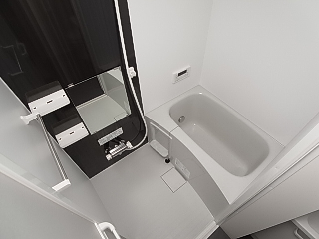 神戸市長田区川西通３丁目のアパートの浴室|追焚機能付浴室