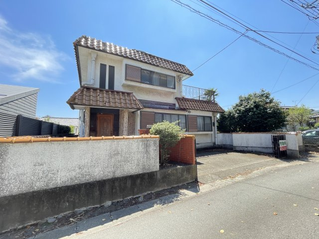 藤岡市上戸塚　中古980の前面道路含む現地写真