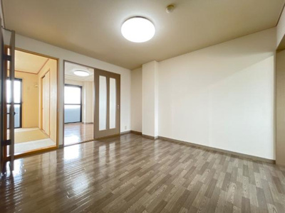 【居間・リビング】 | ロイヤル花水木 | リビング（イメージ）