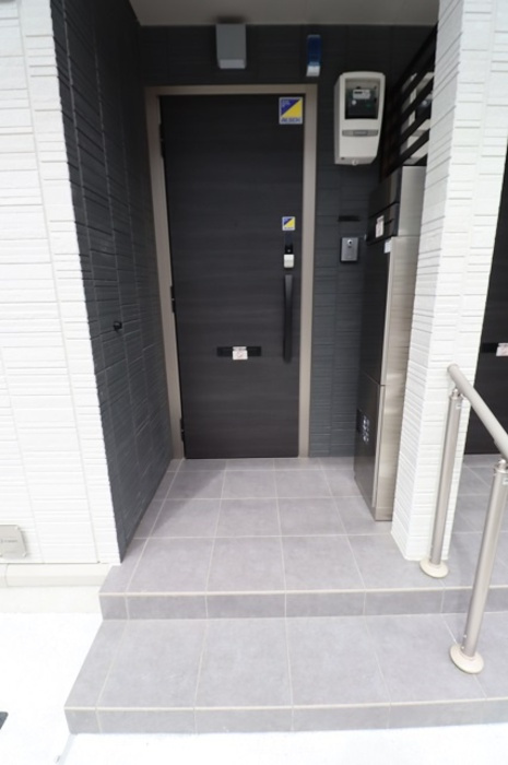 アヴァンス西小岩のエントランス