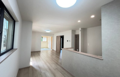 【居間・リビング】 | 八尾市堤町2丁目　新築戸建