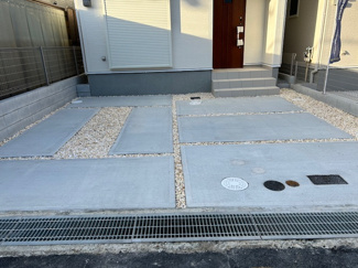 【駐車場】 | 甲栄台５丁目　新築戸建 | 駐車スペース並列2台分ございます。