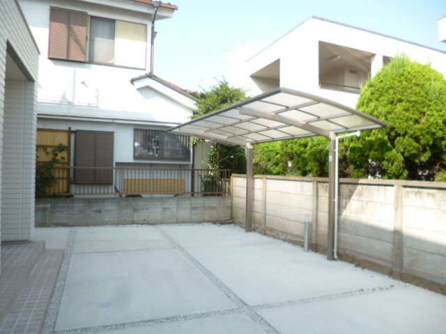 プリマベーラのその他共用部分|★敷地内屋根付き駐輪場★